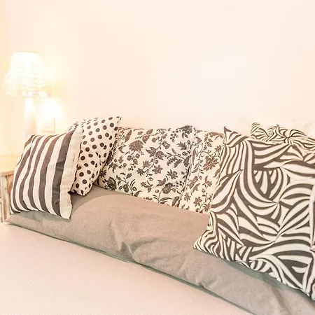فندق La Rosa Dei Sensi Luxury Apt.2 3*